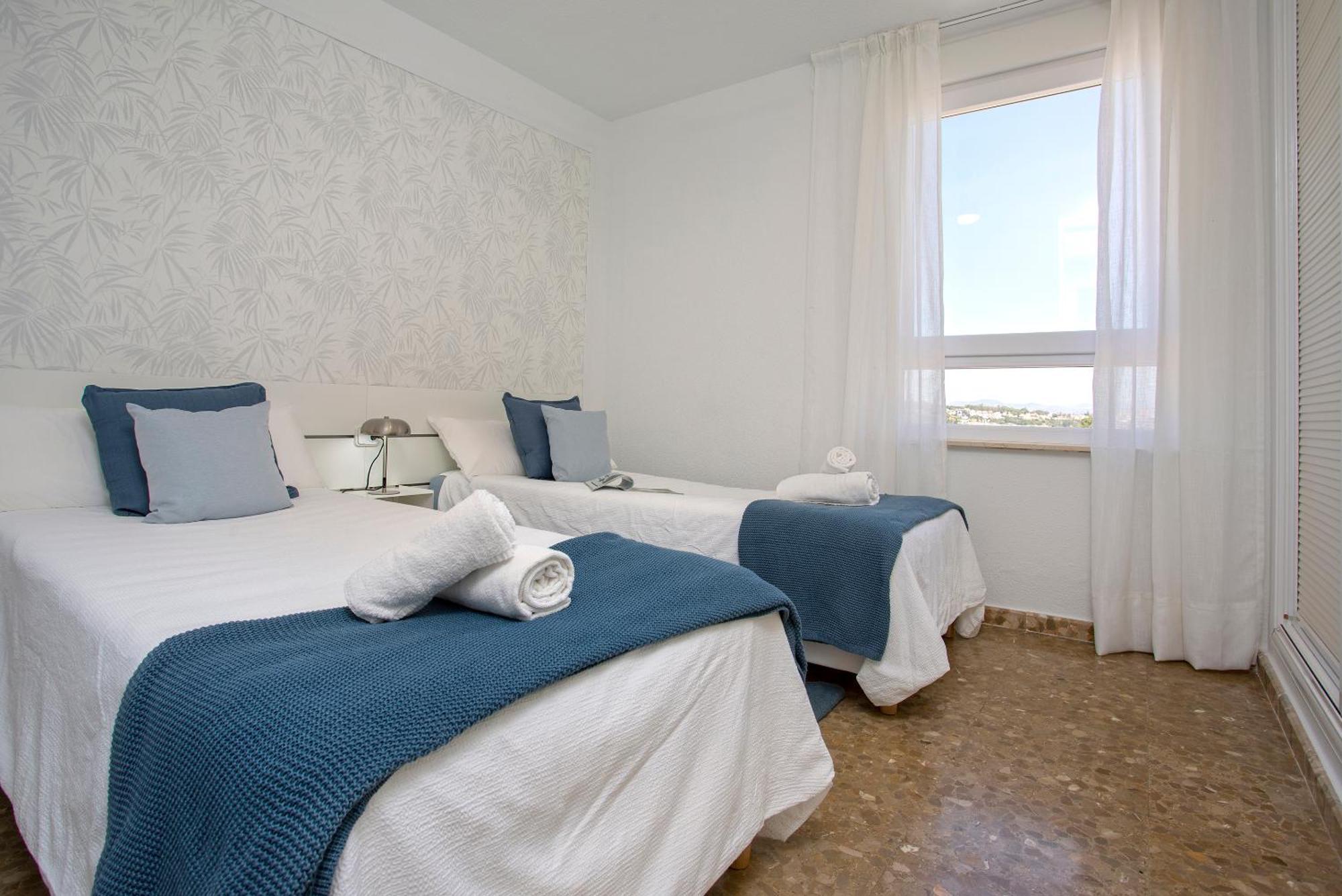 Seaview Torres Playamar *